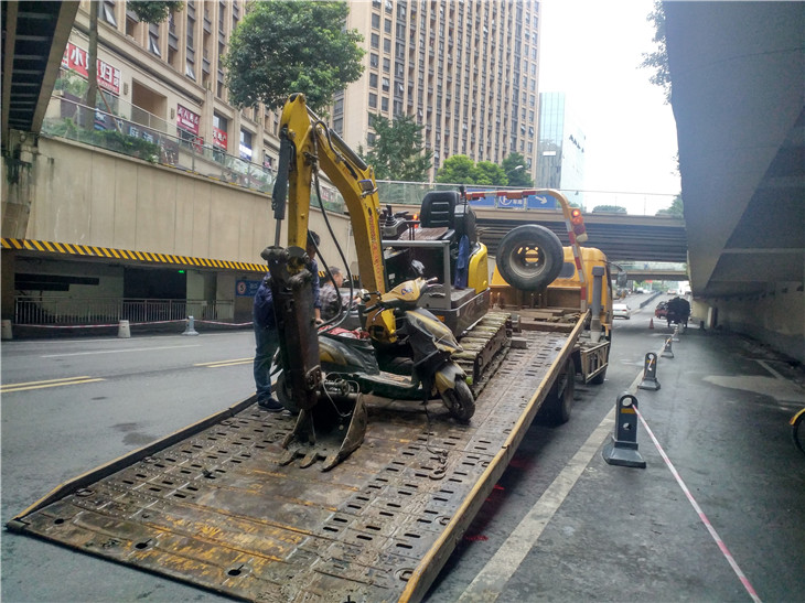 成都地下室車庫混凝土拆除破碎清運專業(yè)拆除公司龍湖時代天街高新西區(qū)案例